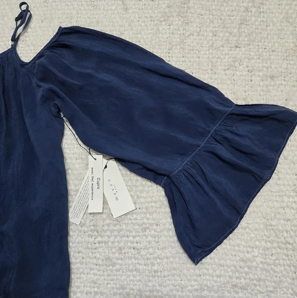 ​Maven West Navy Blue Cold Shoulder Blouse Ruffle Bell Sleeve Size Small NWT